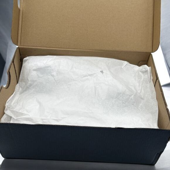 Adidas Hoops 4.0 J Sneakers Men's 5 / Women's 6.5 – New in Box - Picture 13 of 13